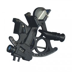 Navigation equipment Navigation equipment